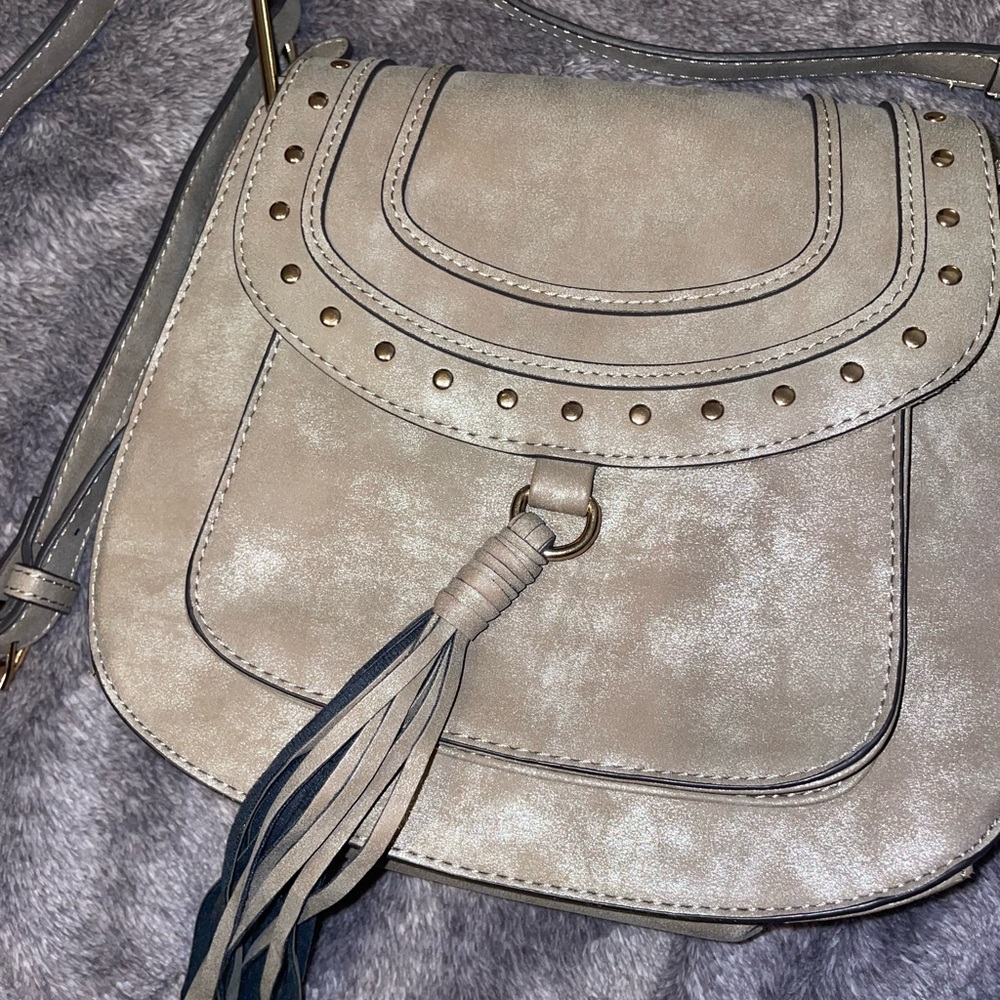 Franco Sarto Beautiful Saddle Bag *make offers* - Picture 5 of 14
